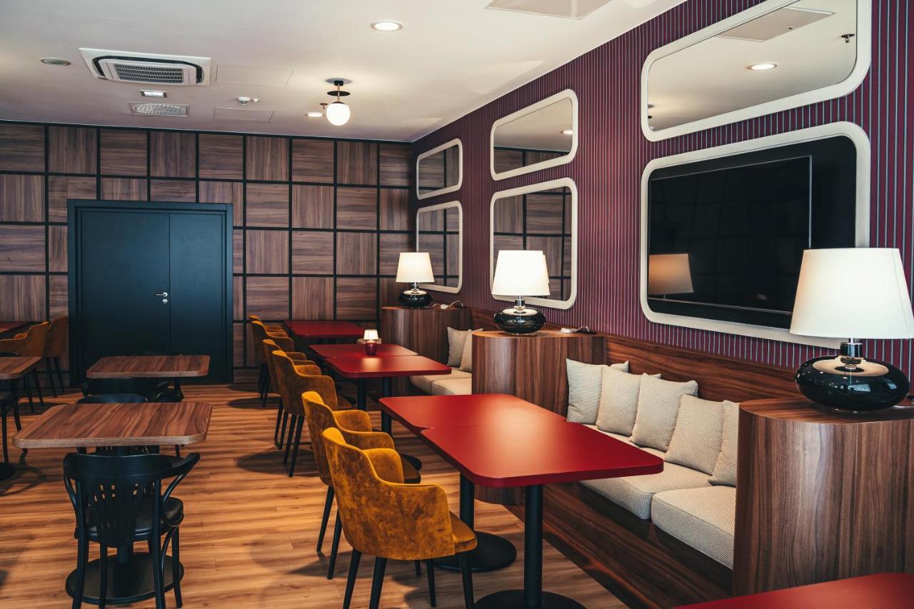 Hotel Ibis Styles Wałbrzych Exteriér fotografie